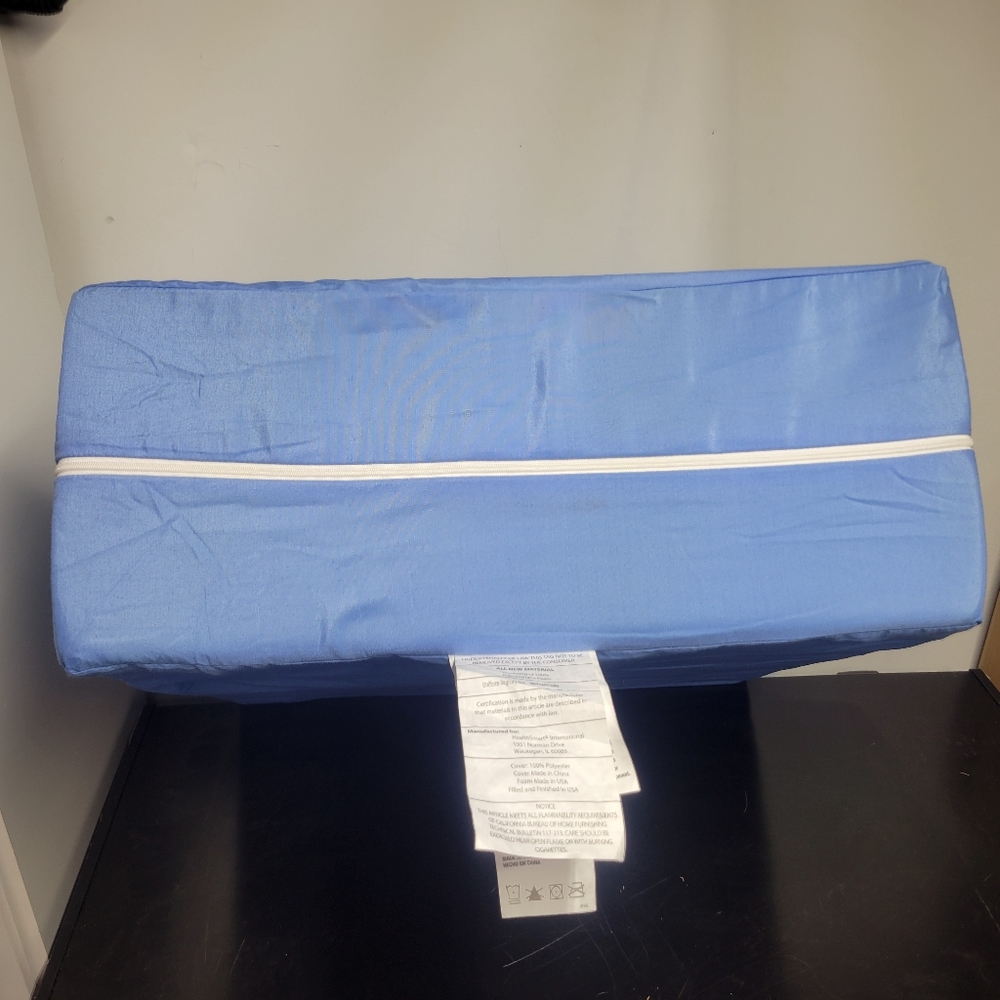 HealthSmart - Ortho Bed Wedge for Legs and Feet - Picture 3 of 5